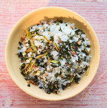 Load image into Gallery viewer, GARLIC Sea Salt by Maldon, 100g