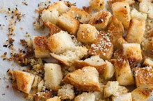 Load image into Gallery viewer, Salinity Finishing Salt - Jar - Rogue’s Heavenly Blue Cheese Finishing Salt: 3 oz pinch jar