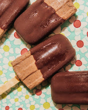 Load image into Gallery viewer, Raaka Chocolate - Cocoa Magic Mushroom Blend - Adaptogen Hot Chocolate