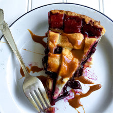 Load image into Gallery viewer, Fat Toad Farm - 2oz Vanilla Bean Goat's Milk Caramel