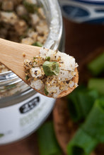Load image into Gallery viewer, Josu - Garlic Chive Salt - 100% Korean Sea Salt