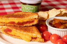 Load image into Gallery viewer, Eat This Yum -Tomato Jalapeno Marmalade 2.5OZ