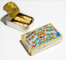 Load image into Gallery viewer, Fishwife - Sardines with Hot Pepper