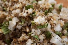 Load image into Gallery viewer, Josu - Garlic Chive Salt - 100% Korean Sea Salt