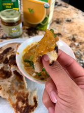 Load image into Gallery viewer, Mama Lam's - Malaysian Curry Paste Vegan Medium : 6oz