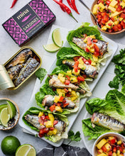 Load image into Gallery viewer, Mina - 4.4 oz Sardines In Extra Virgin Olive Oil with Chili Pepper
