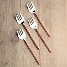 Load image into Gallery viewer, INOX artisans - Plateau Sardine Table Forks 4 Pc. Set

