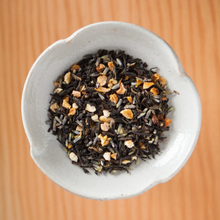 Load image into Gallery viewer, Flying Bird Botanicals - Lavender Orange Grey – Loose Leaf Tin
