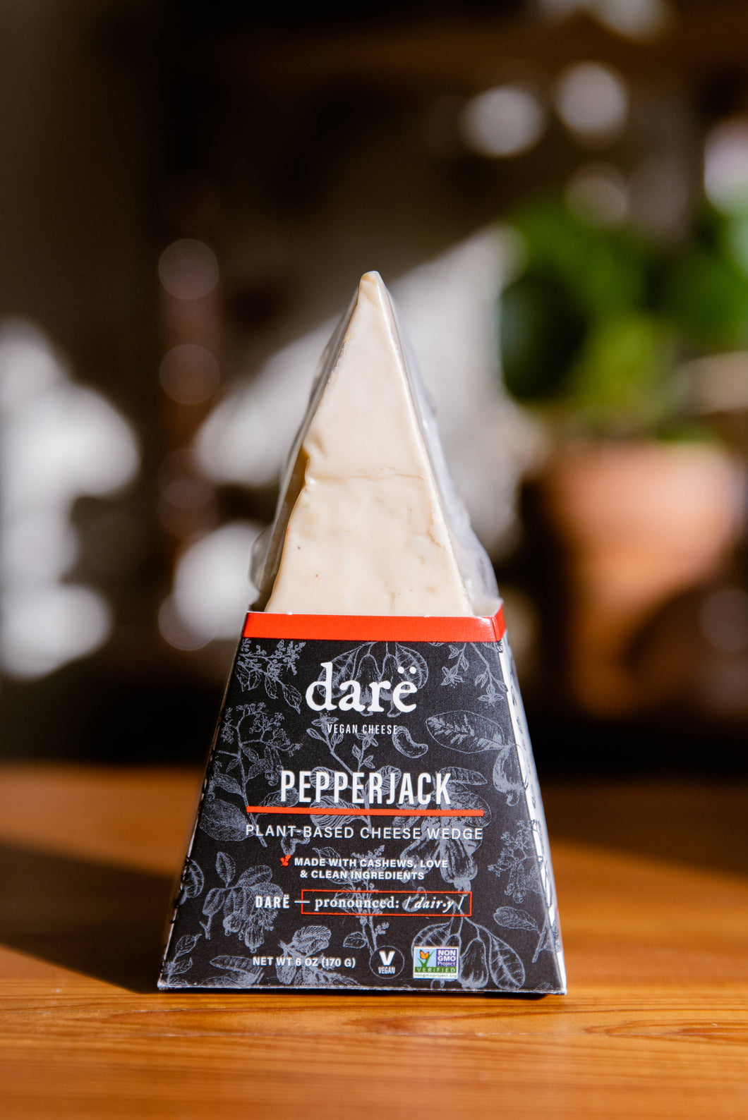 Darë Vegan Cheese - Pepperjack Plant-Based Cheese Wedge